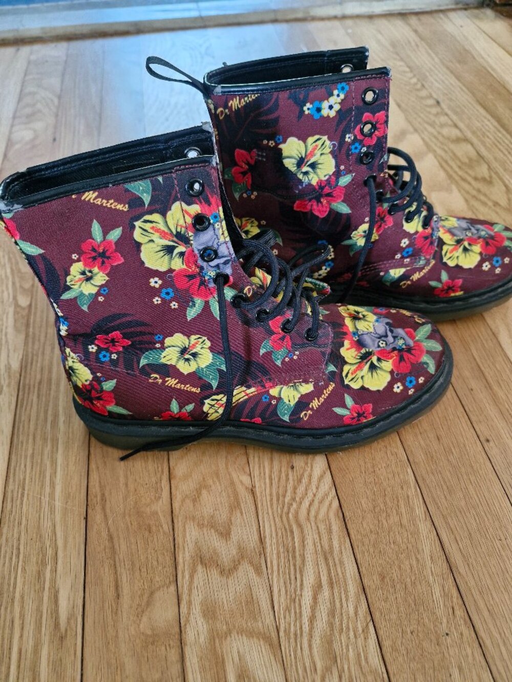 Floral canvas Doc Martens